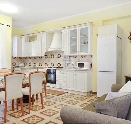 Casa Vacanze Rosy جيارديني ناكسوس الغرفة الصورة